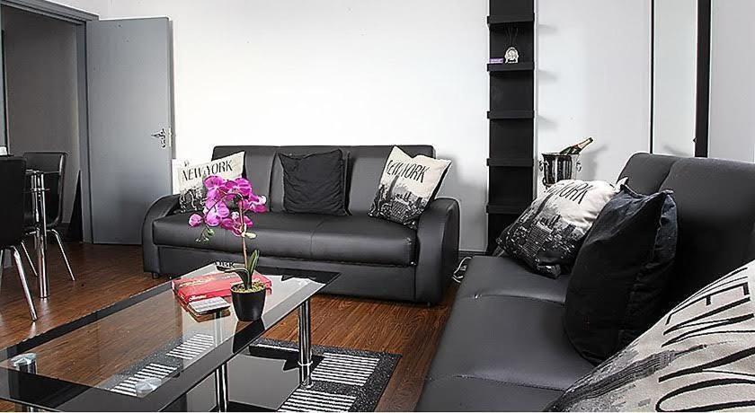 Lewis Apartment 1 Northern Quarter Sleeps Upto 4 Manchester Exterior photo